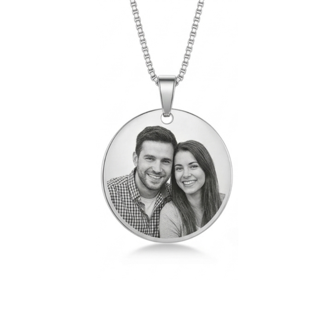 Colar com pingente personalizado
